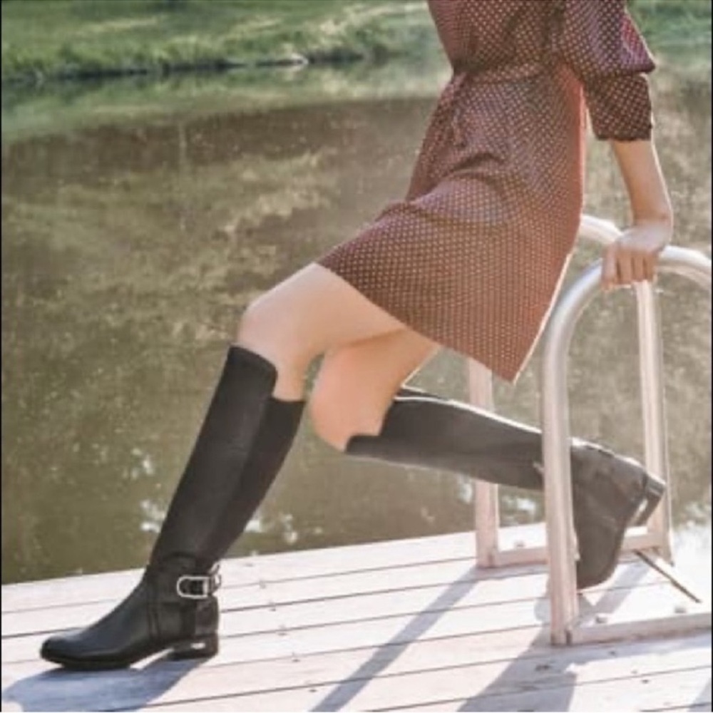 Vince Camuto
Pordalia Over-the-Knee Boot